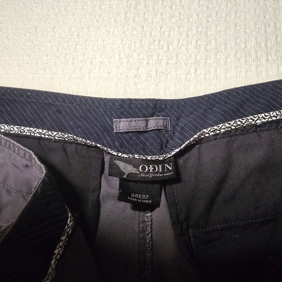 Mens Gray Khaki Pants 34x32 - Picture 3 of 3